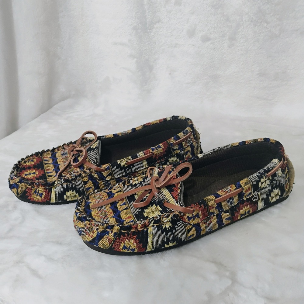 Lamo Womens Southwestern Tapestry Moccasin Slippers Multi Color Size 6.5